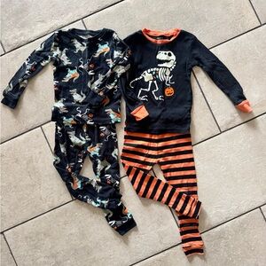 Carter’s Dinosaur Halloween Pajamas Sets Bundle